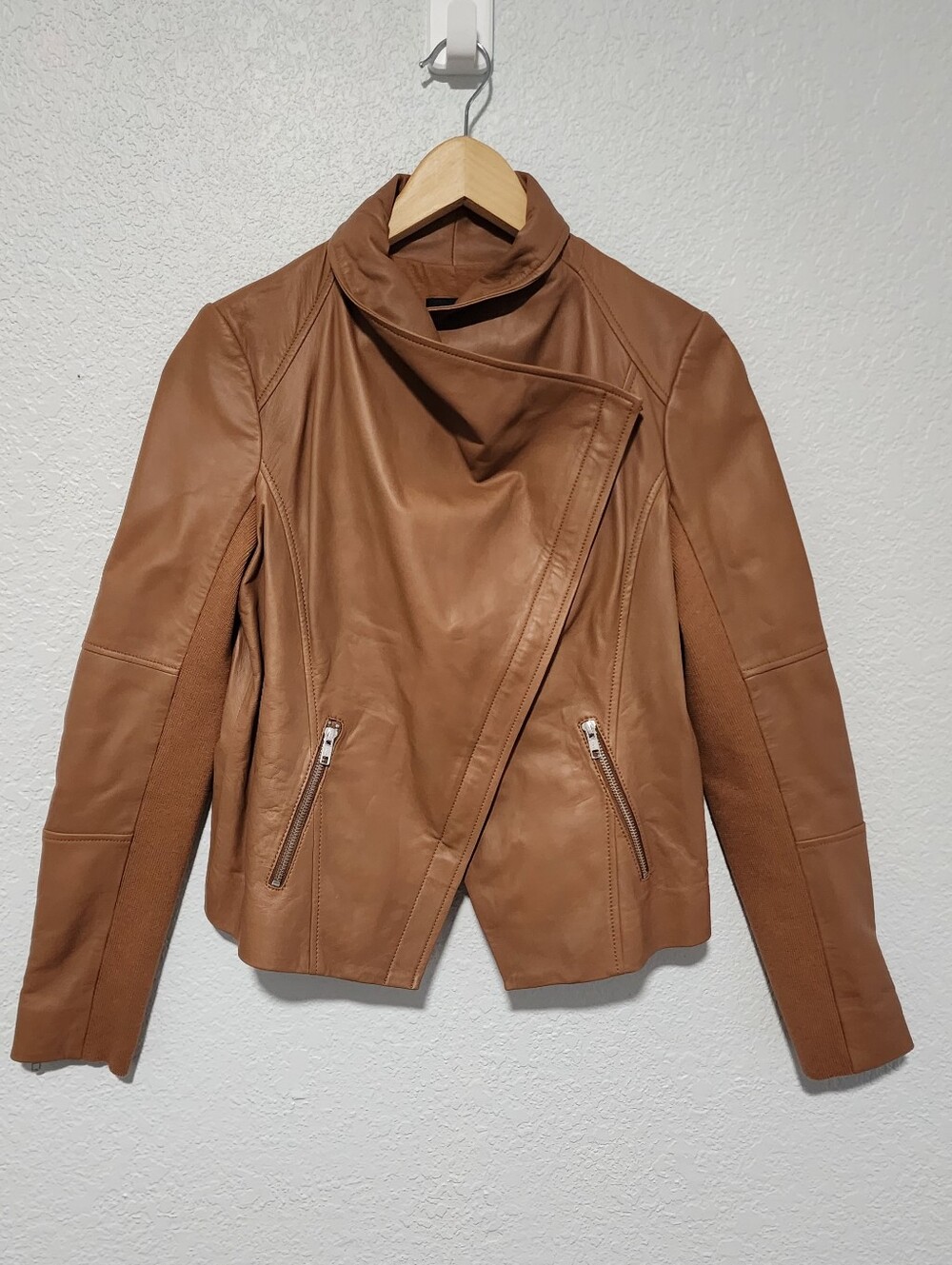Trouve Women Tan Motor Leather Jacket Asymmetrical Zip Front Medium NWT Edgy